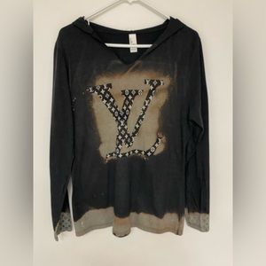 Ladies Long Sleeve hooded distressed LV logo shirt